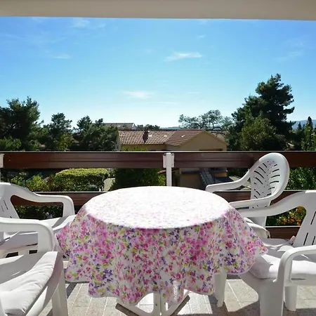 12041c Daire Orebić